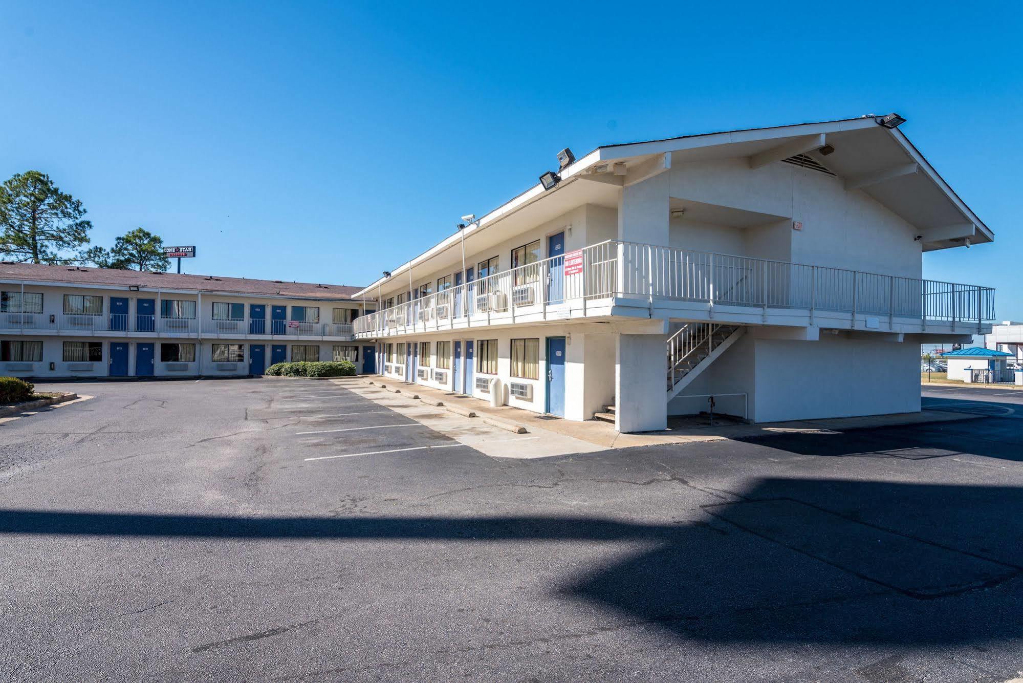 Rodeway Inn Монтгомъри Екстериор снимка